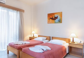 International Hotel fotoğrafı