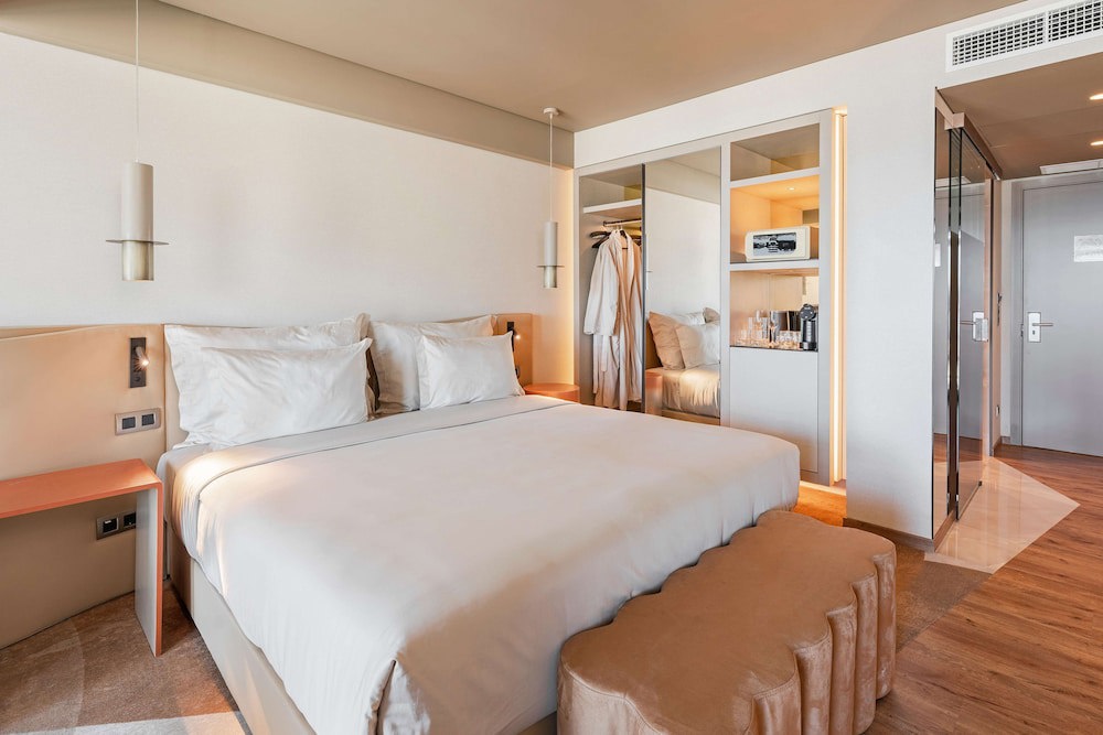 The Views Baia - Adults Only