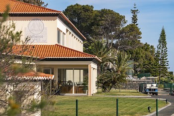 Albatroz Beach & Yacht Club