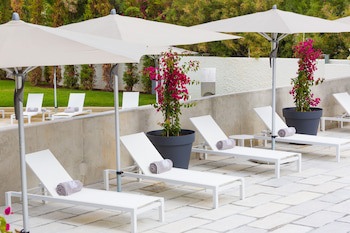 Ozadi Tavira Hotel
