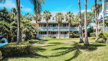 Valentines Resort & Marina
