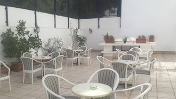 Ariha Hotel