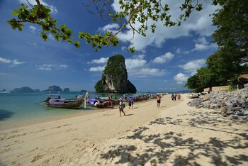Bhu Nga Thani Resort & Villas Railay