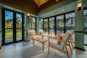 Bhu Nga Thani Resort & Villas Railay