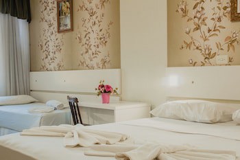 Charm Iguassu Suites Pousada