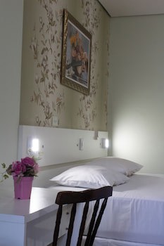 Charm Iguassu Suites Pousada
