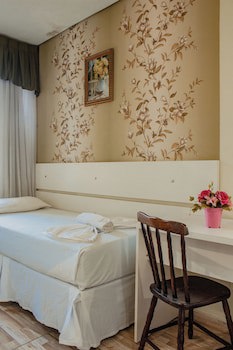 Charm Iguassu Suites Pousada
