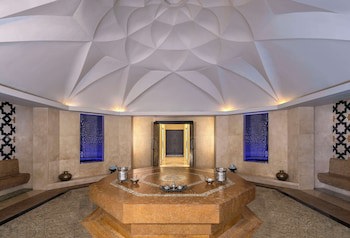 Qasr Al Sarab Desert Resort By Anantara