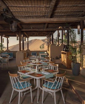 Qasr Al Sarab Desert Resort By Anantara