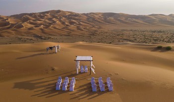Qasr Al Sarab Desert Resort By Anantara