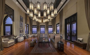 Qasr Al Sarab Desert Resort by Anantara fotoğrafı