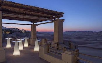 Qasr Al Sarab Desert Resort By Anantara