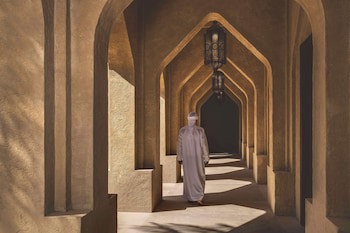 Qasr Al Sarab Desert Resort By Anantara