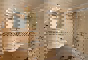 Darussaade Istanbul - Special Class