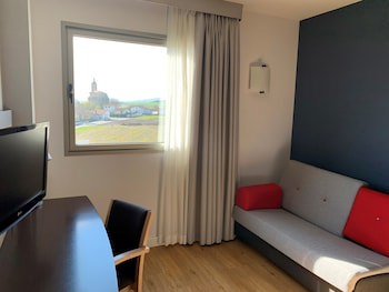 Holiday Inn Express Vitoria, An Ihg Hotel