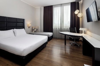 Holiday Inn Genoa City by IHG galeri fotoğrafı