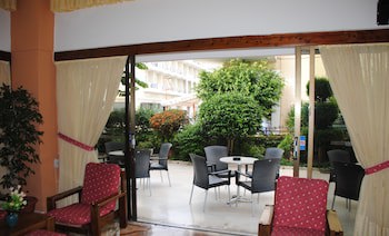 Hotel Yiorgos fotoğrafı