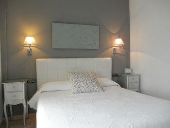 Apartamentos Abril