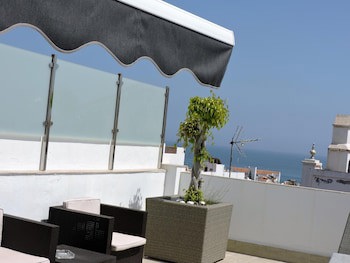 Apartamentos Abril