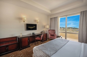 Triumph Plaza Hotel galeri fotoğrafı