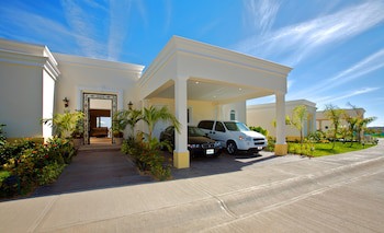 Pueblo Bonito Emerald Luxury Villas & Spa - All Inclusive