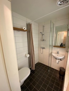 Vikingskipet Hamar Hostel & Apartments