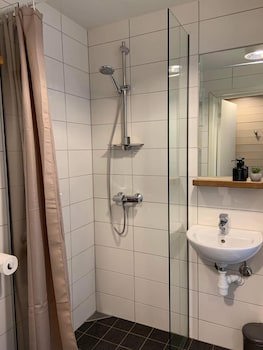Vikingskipet Hamar Hostel & Apartments