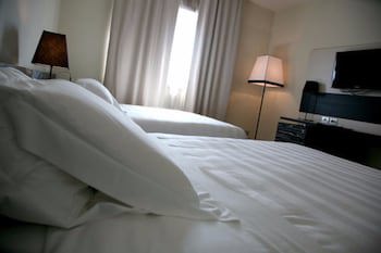 G Hotel galeri fotoğrafı