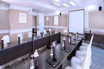Furama Silom Bangkok Hotel