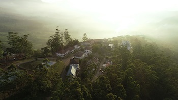 Ayur County
