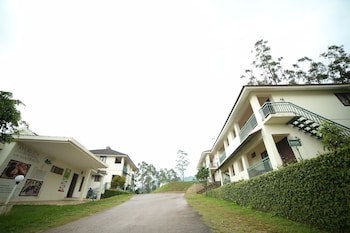 Ayur County
