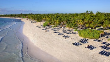 Grand Palladium Colonial Resort & Spa All Inclusive