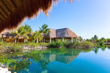 Grand Palladium Colonial Resort & Spa All Inclusive