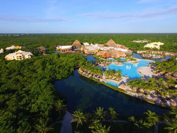 Grand Palladium Colonial Resort & Spa All Inclusive