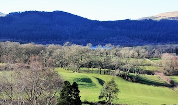 Ravenstone Manor