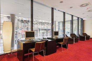 Exe Budapest Center