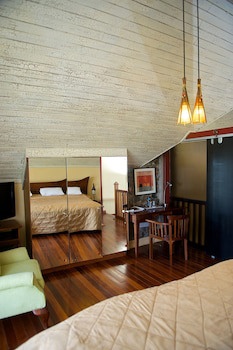 Great Rift Valley Lodge And Golf Resort
