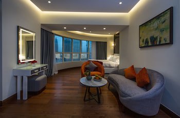 Number One Tower Suites galeri fotoğrafı
