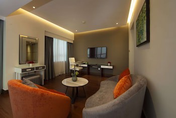 Number One Tower Suites galeri fotoğrafı