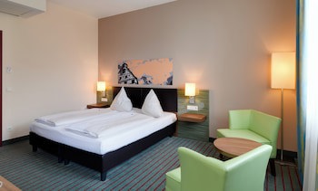 NOVINA HOTEL Tillypark galeri fotoğrafı