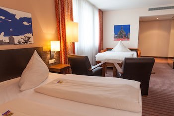 NOVINA HOTEL Tillypark galeri fotoğrafı