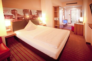 NOVINA HOTEL Tillypark galeri fotoğrafı