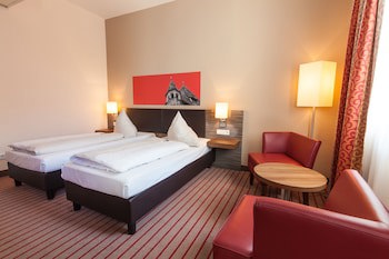 NOVINA HOTEL Tillypark galeri fotoğrafı