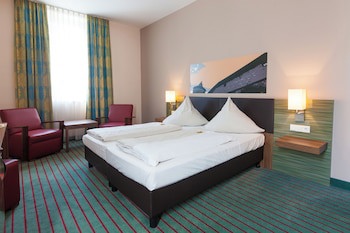 NOVINA HOTEL Tillypark galeri fotoğrafı