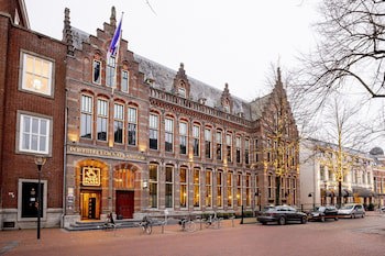 Post-Plaza Hotel & Grand Cafe