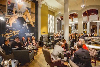 Post-Plaza Hotel & Grand Cafe