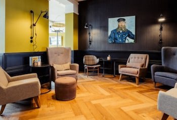 Post-Plaza Hotel & Grand Cafe