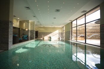 Premier Luxury Mountain Resort
