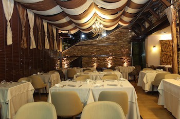 Premier Luxury Mountain Resort