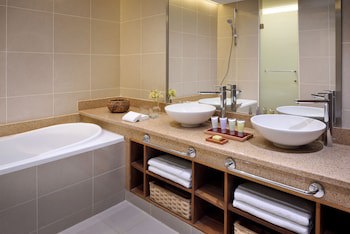 Movenpick Resort & Spa Tala Bay Aqaba